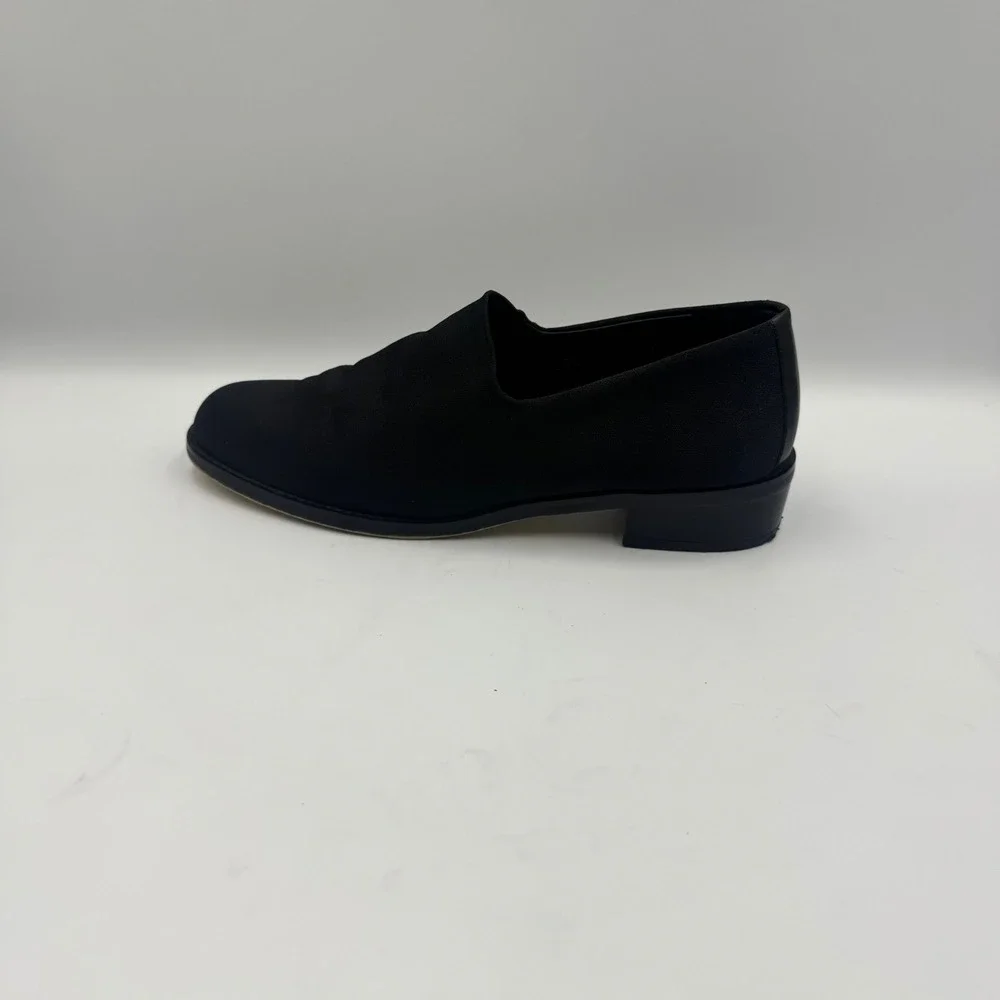 Donald J Pliner Black Stretch Crepe Loafers Low Heel Slip On Shoes 7M Spain 0087